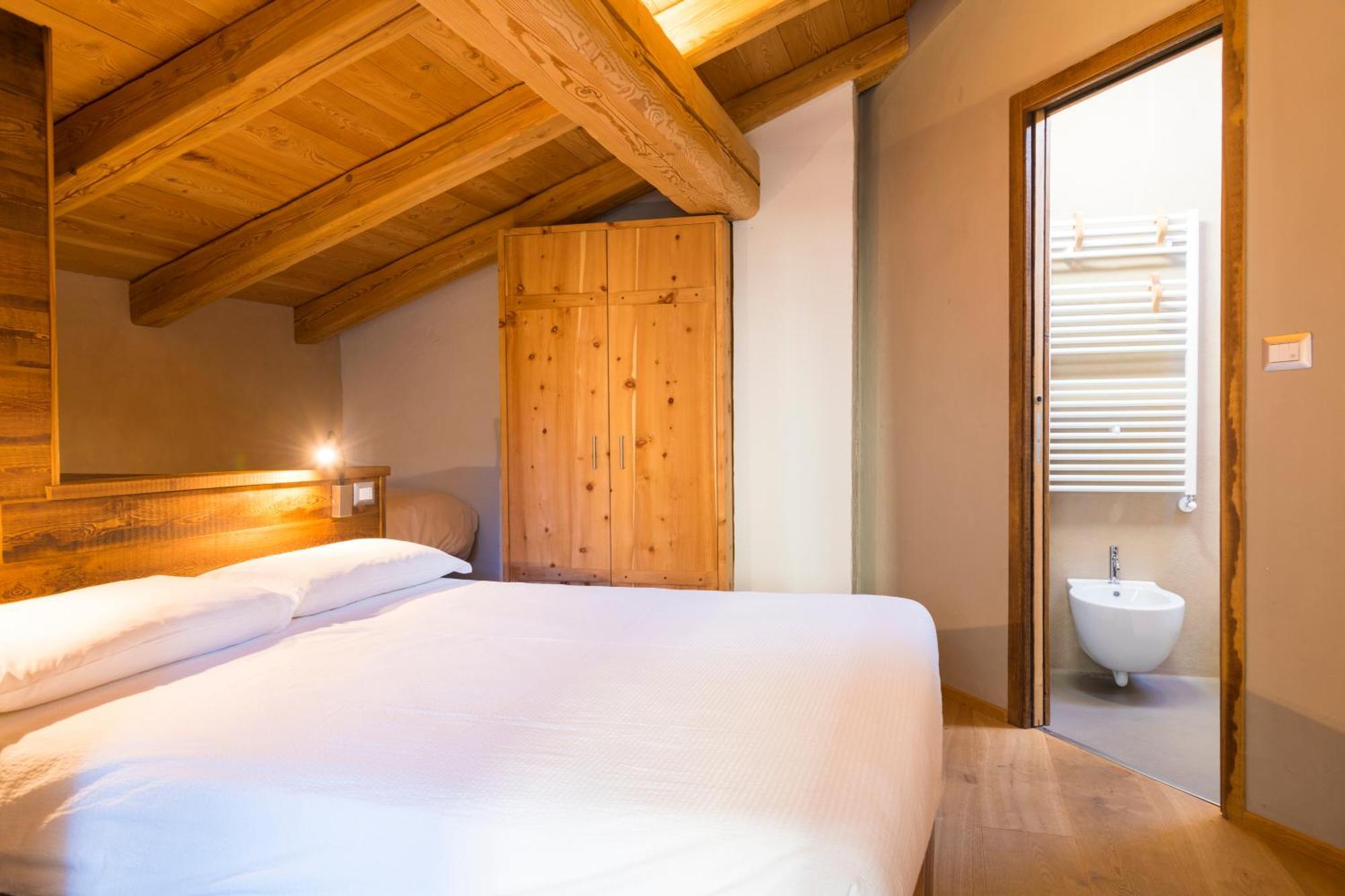 La Placette - Albergo Diffuso E Trattoria Usseaux Extérieur photo