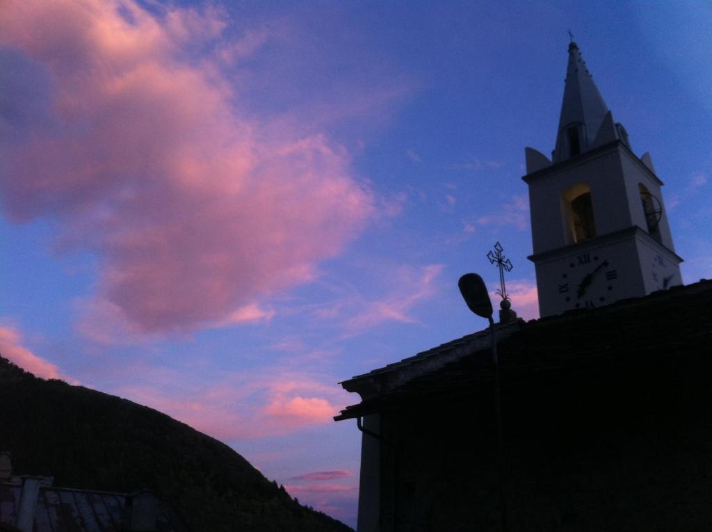 La Placette - Albergo Diffuso E Trattoria Usseaux Chambre photo
